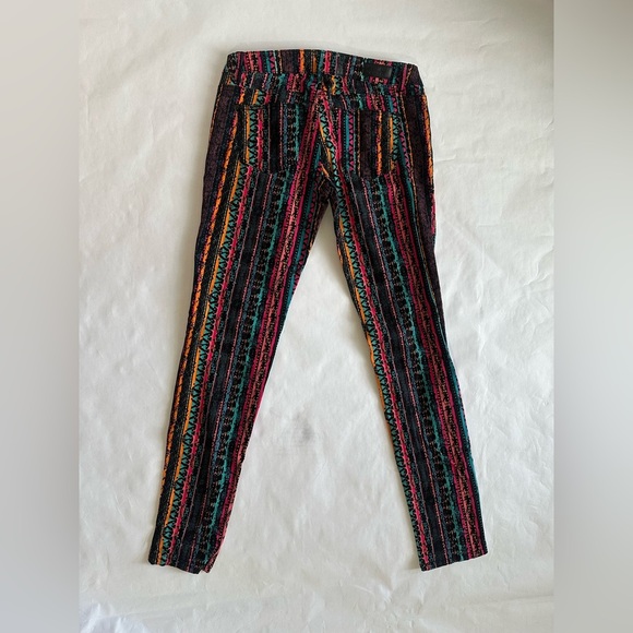 Colorful Striped Leggings - Picture 2 of 5